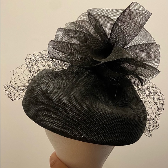 Vintage Ladies Black Pin-Up Hat With Veil (see description) - Picture 3 of 7